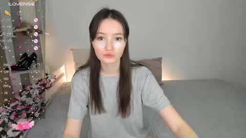 Snapshot of fairy_m00n chatting on 03.03.25 Kate online show from 03.03.25