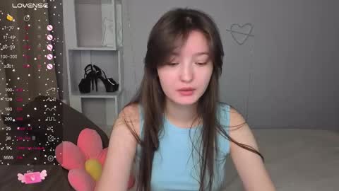 Snapshot of fairy_m00n chatting on 10.10.25 Kate online show from 10.10.25