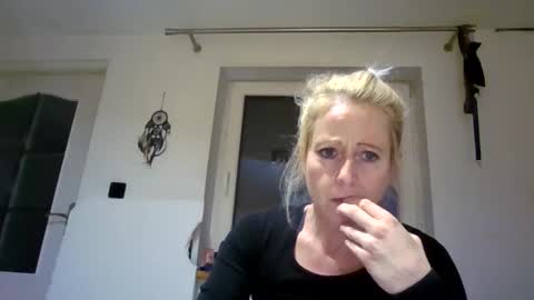 Fairy NightMary online show from 10.15.25