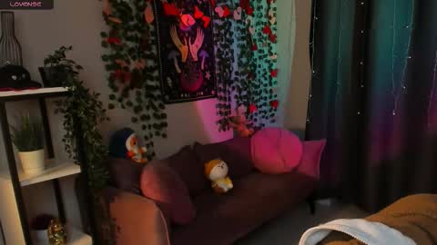 Snapshot of fairy_tara chatting on 02.19.26 Tara online show from 02.19.26