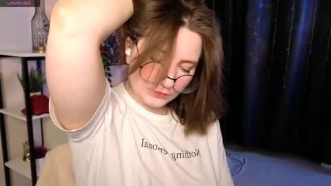 Snapshot of fairy_tara chatting on 03.23.26 Tara online show from 03.23.26