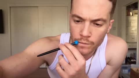 Snapshot of fairybae5 chatting on 12.19.24 Travis online show from 12.19.24