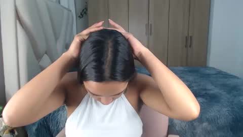 Snapshot of fairylatin chatting on 03.12.25 fairylatin online show from 03.12.25