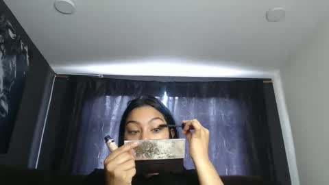 Snapshot of fairylatin chatting on 01.12.26 fairylatin online show from 01.12.26