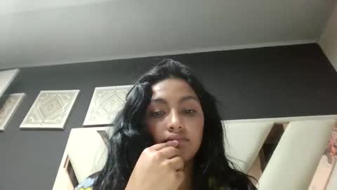 fairylatin online show from 04.21.26