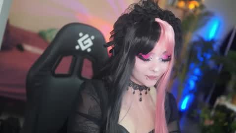 faith_chan online show from 09.26.25