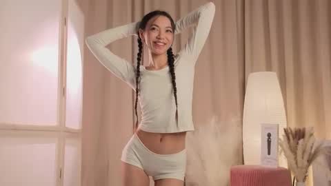 My name is Milisa  online show from 03.16.26