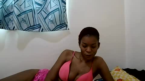 Snapshot of faizah_ chatting on 07.25.26 faizah_ online show from 07.25.26