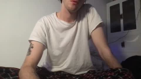 Snapshot of fakenshitbrah chatting on 09.18.25 fakenshitbrah online show from 09.18.25