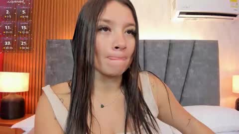 Snapshot of falaksweet_ chatting on 09.24.25 Leila.... online show from 09.24.25