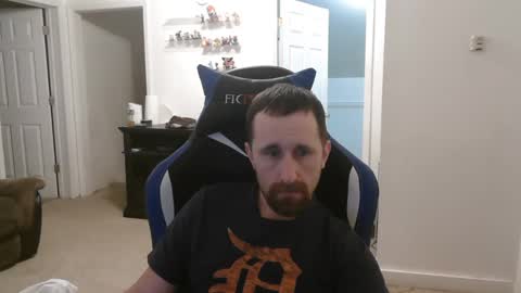 falcn2001 online show from 01.20.25