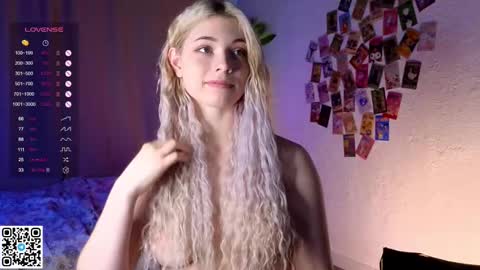 Snapshot of falinegelling chatting on 02.19.25 Emilia online show from 02.19.25