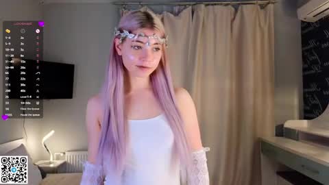 Snapshot of falinegelling chatting on 03.02.25 Emilia online show from 03.02.25