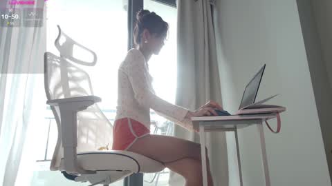 Miya online show from 02.04.25