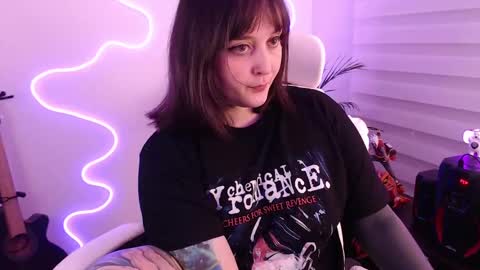 OF fallenag 1 online show from 09.17.25