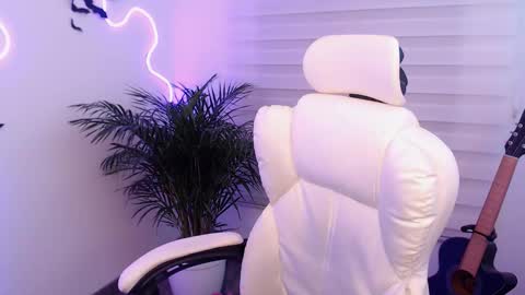 OF fallenag 1 online show from 11.24.25