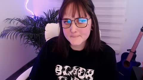 OF fallenag 1 online show from 12.22.25