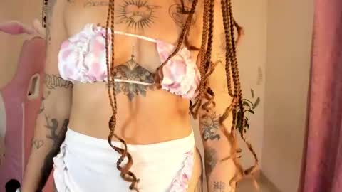 Snapshot of fallenangel_g chatting on 12.08.24 Fallen Angel online show from 12.08.24