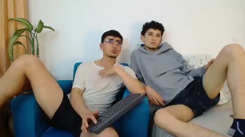 FallGays online show from 07.31.26