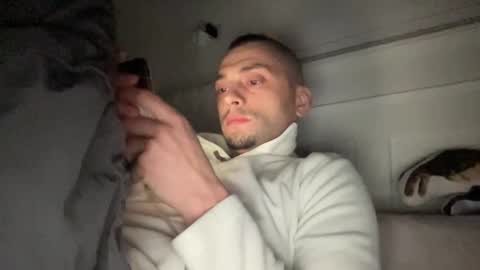 Snapshot of familyofsex chatting on 04.03.26 familyofsex online show from 04.03.26