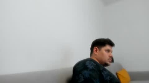 Snapshot of famousboy1 chatting on 06.12.26 YoungChris online show from 06.12.26