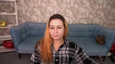 famousemuse online show from 04.15.26