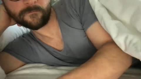 Snapshot of fantacyland chatting on 10.08.25 Alex online show from 10.08.25