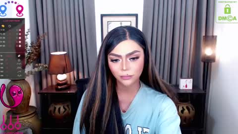 Snapshot of fantacyoflove chatting on 12.26.24 YASI online show from 12.26.24