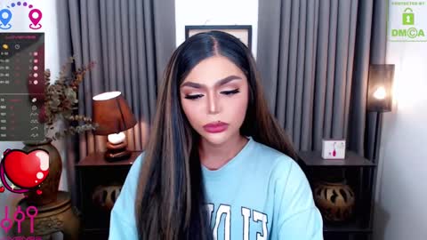 Snapshot of fantacyoflove chatting on 01.21.25 YASI online show from 01.21.25