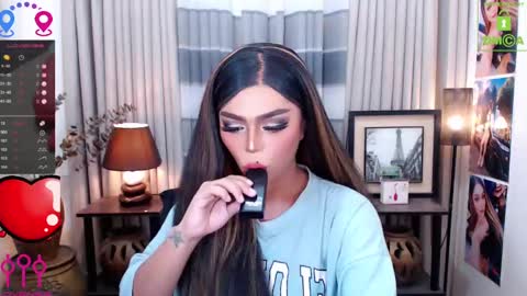 Snapshot of fantacyoflove chatting on 03.07.25 YASI online show from 03.07.25