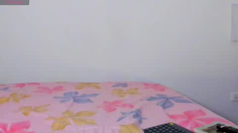 Snapshot of fantastic_asians2 chatting on 11.03.25 Ale online show from 11.03.25