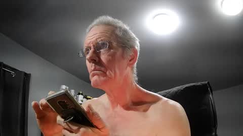 Snapshot of fantasyresort chatting on 12.08.24 fantasyresort online show from 12.08.24