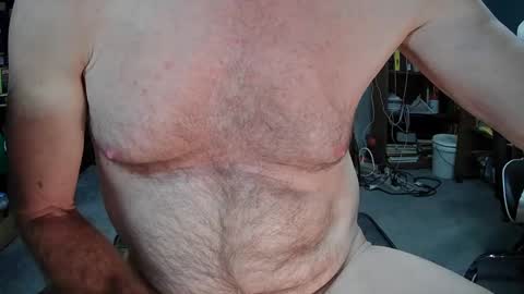 Snapshot of fantasyresort chatting on 12.24.24 fantasyresort online show from 12.24.24