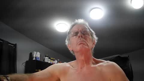 Snapshot of fantasyresort chatting on 01.03.25 fantasyresort online show from 01.03.25