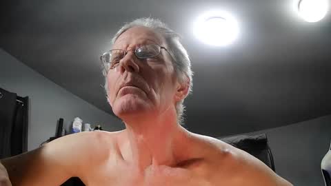 Snapshot of fantasyresort chatting on 01.12.25 fantasyresort online show from 01.12.25