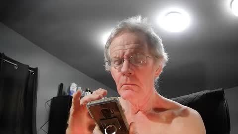 Snapshot of fantasyresort chatting on 01.19.25 fantasyresort online show from 01.19.25