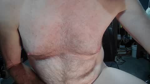 Snapshot of fantasyresort chatting on 02.22.25 fantasyresort online show from 02.22.25