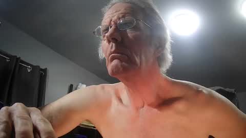 Snapshot of fantasyresort chatting on 03.12.25 fantasyresort online show from 03.12.25