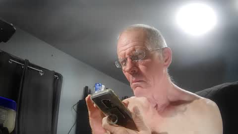 Snapshot of fantasyresort chatting on 09.28.25 fantasyresort online show from 09.28.25