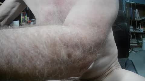 Snapshot of fantasyresort chatting on 10.04.25 fantasyresort online show from 10.04.25