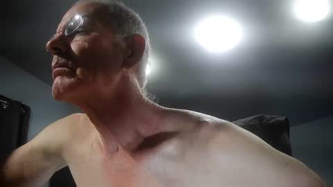 Snapshot of fantasyresort chatting on 10.06.25 fantasyresort online show from 10.06.25