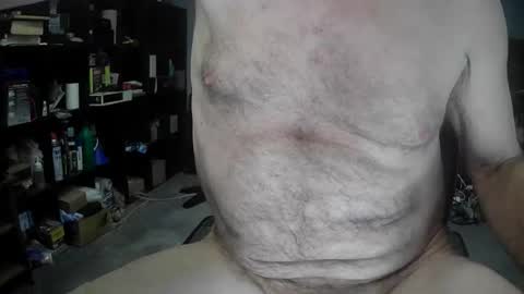 Snapshot of fantasyresort chatting on 11.29.25 fantasyresort online show from 11.29.25