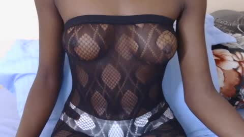 Snapshot of fantee_eeh chatting on 07.20.26 pretty slim online show from 07.20.26
