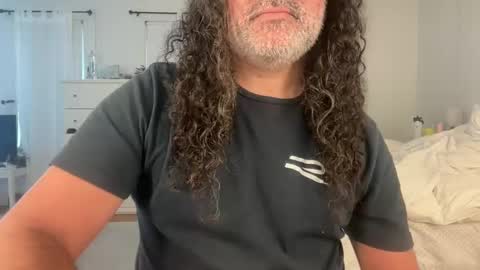 Snapshot of fapjacks44 chatting on 11.04.25 Fapjacks44 online show from 11.04.25