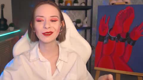 Snapshot of fascinating___eyes chatting on 12.23.25 Fascinating Eyes online show from 12.23.25