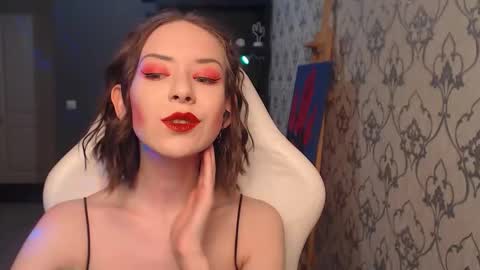 Fascinating   Eyes online show from 04.19.26
