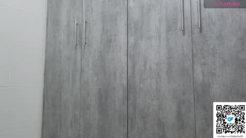 fatherfly001 online show from 12.20.25