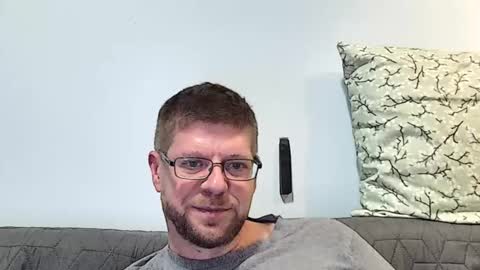 Snapshot of fattenmenow chatting on 11.20.25 fattenmenow online show from 11.20.25