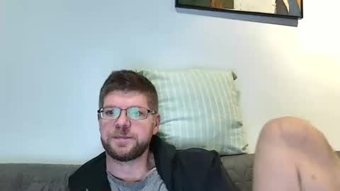 Snapshot of fattenmenow chatting on 11.29.25 fattenmenow online show from 11.29.25