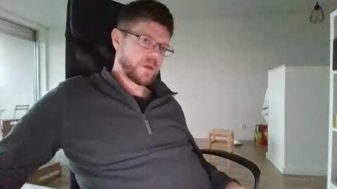 Snapshot of fattenmenow chatting on 03.31.26 fattenmenow online show from 03.31.26